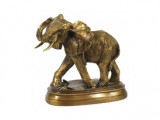 МК1086 Слон на подставке средний