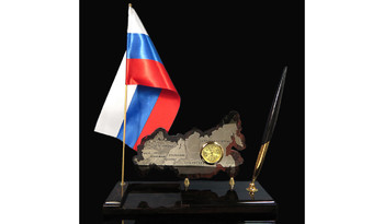 Часы карта России с флагом и ручкой из обсидиана