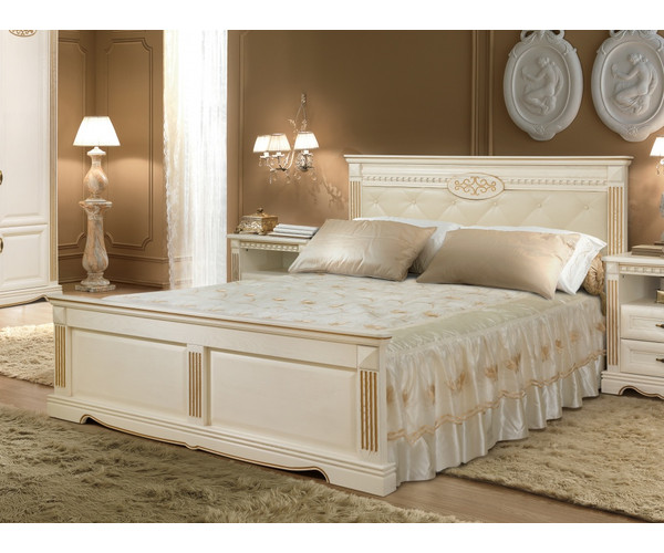 Кровать Афина (1600*2000) с декором с мягким изголовьем