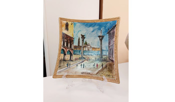 VE050/N8 Декоративная тарелка