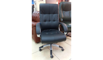 Кресло КВАДРО руководителя